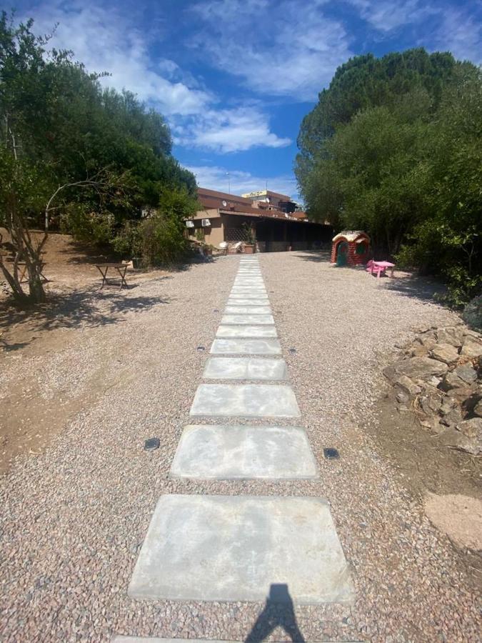 Le Stanze Del Mare Aparthotel Golfo Aranci Exterior photo