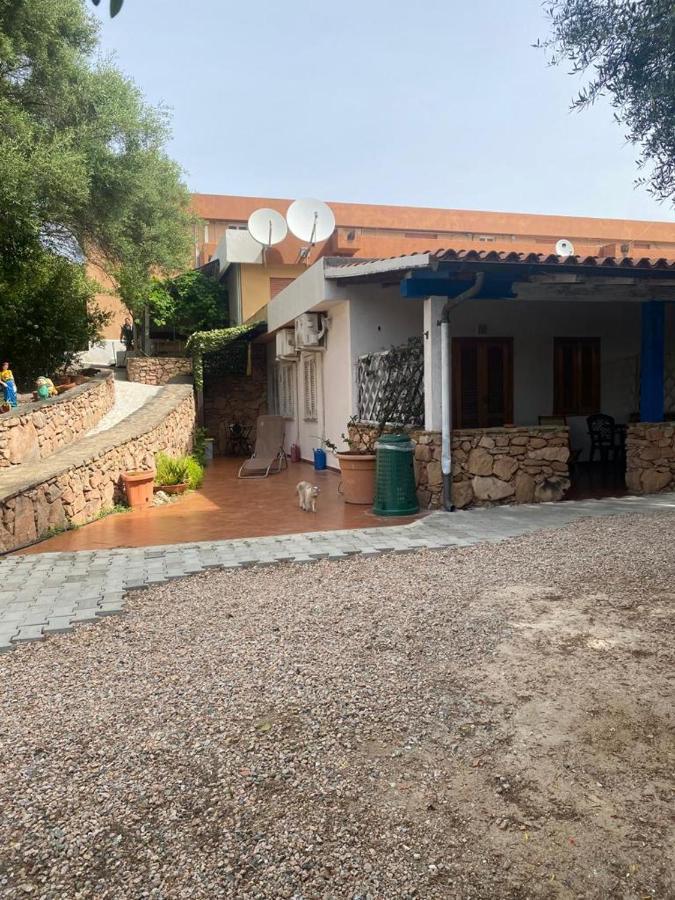 Le Stanze Del Mare Aparthotel Golfo Aranci Exterior photo