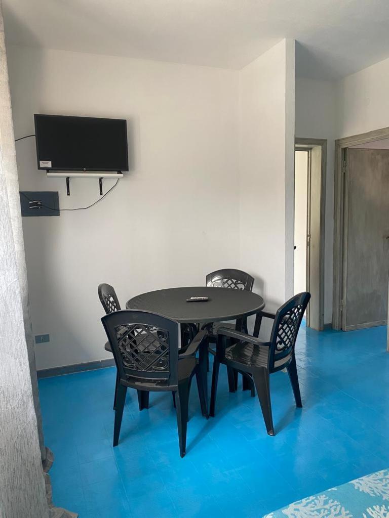 Le Stanze Del Mare Aparthotel Golfo Aranci Exterior photo