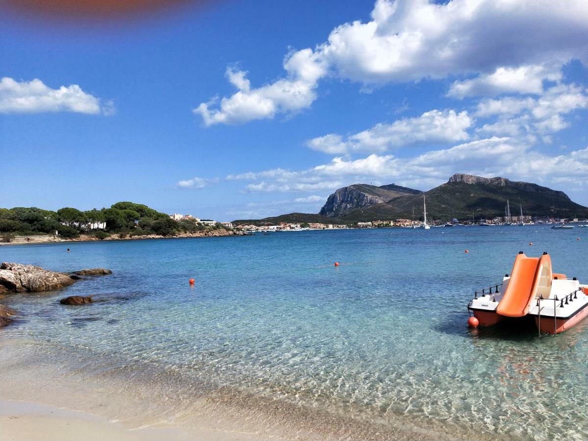 Le Stanze Del Mare Aparthotel Golfo Aranci Exterior photo